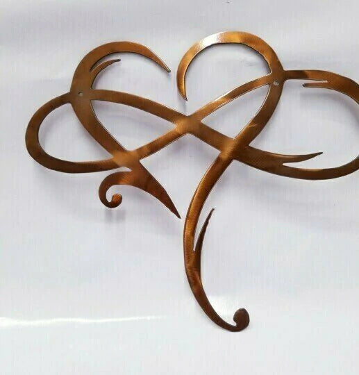 Infinity Heart Metal Wall Art Gold