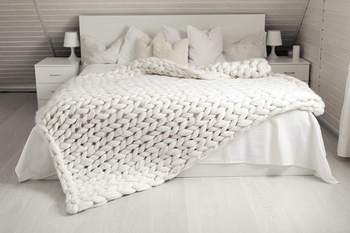 Chunky Knit Throw Blanket – Soft Cotton Weave