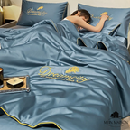 Cooling Summer Blanket with Ice Silk – Lightweight & Breathable