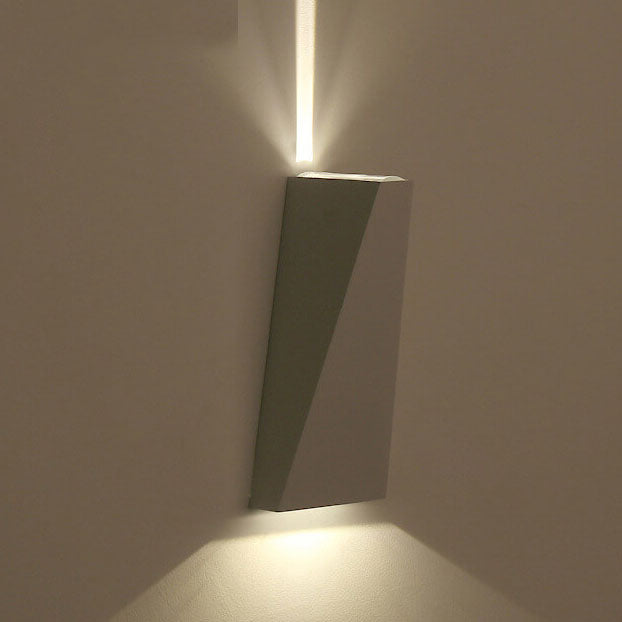 Waterproof LED Wall Light with Dual Beams