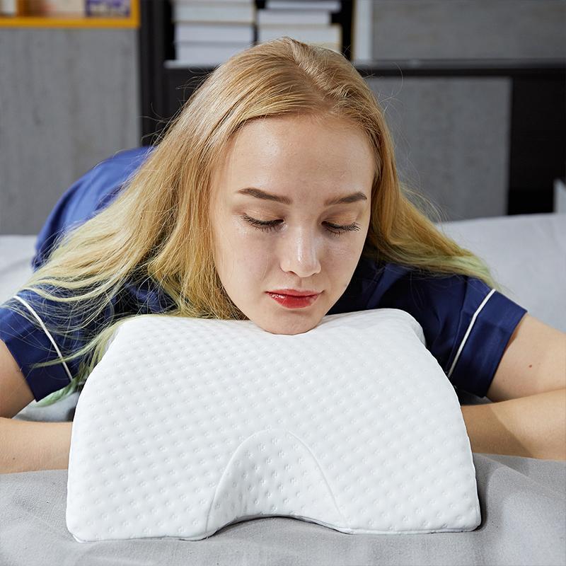 Ergonomic Cuddle Pillow for Side Sleepers