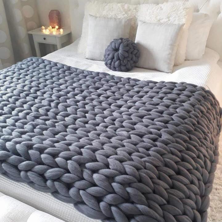 Chunky Knit Throw Blanket – Soft Cotton Weave