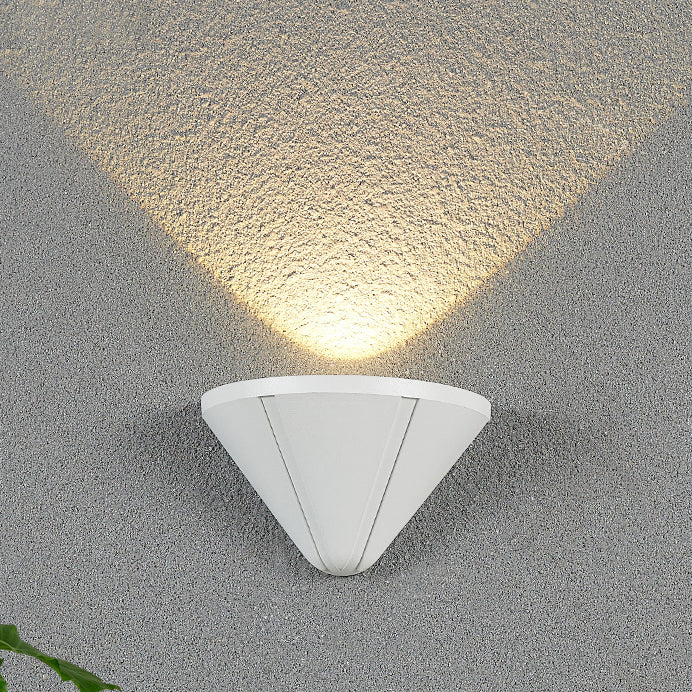 Triangle LED Wall Sconce - Outdoor Waterproof Aluminum
