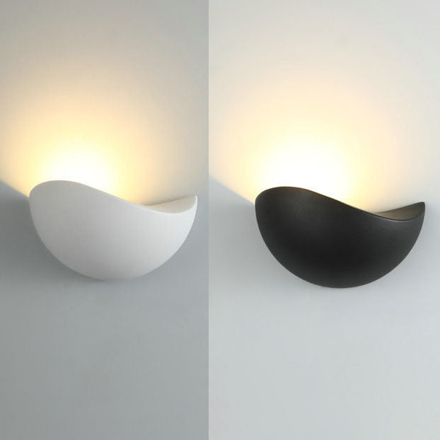 Modern LED Wall Sconce with Curved Design