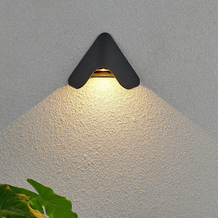 Modern LED Wall Sconce with Curved Design