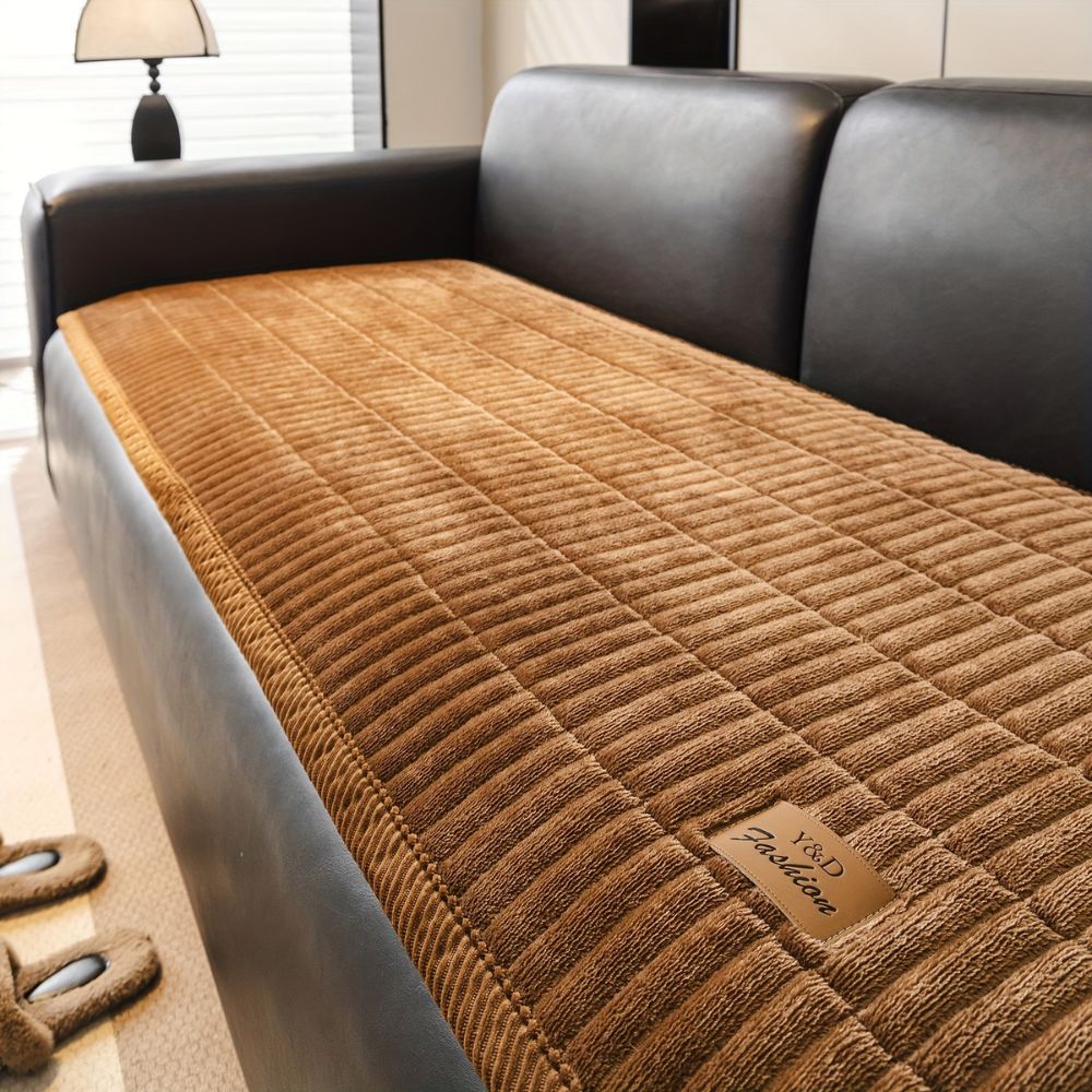 Quilted Sofa Cover – Protects Against Pet Hair & Wear Brown