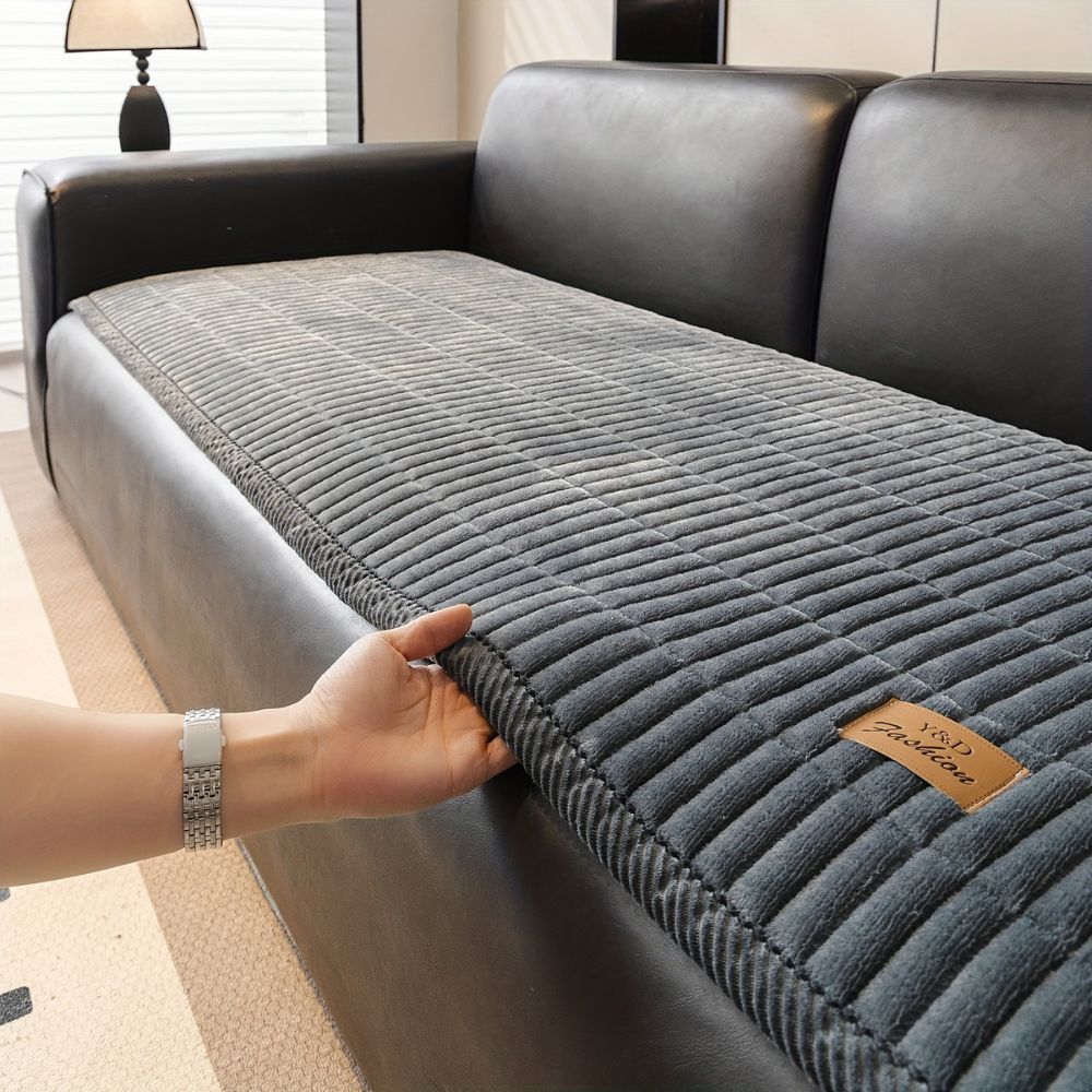 Quilted Sofa Cover – Protects Against Pet Hair & Wear