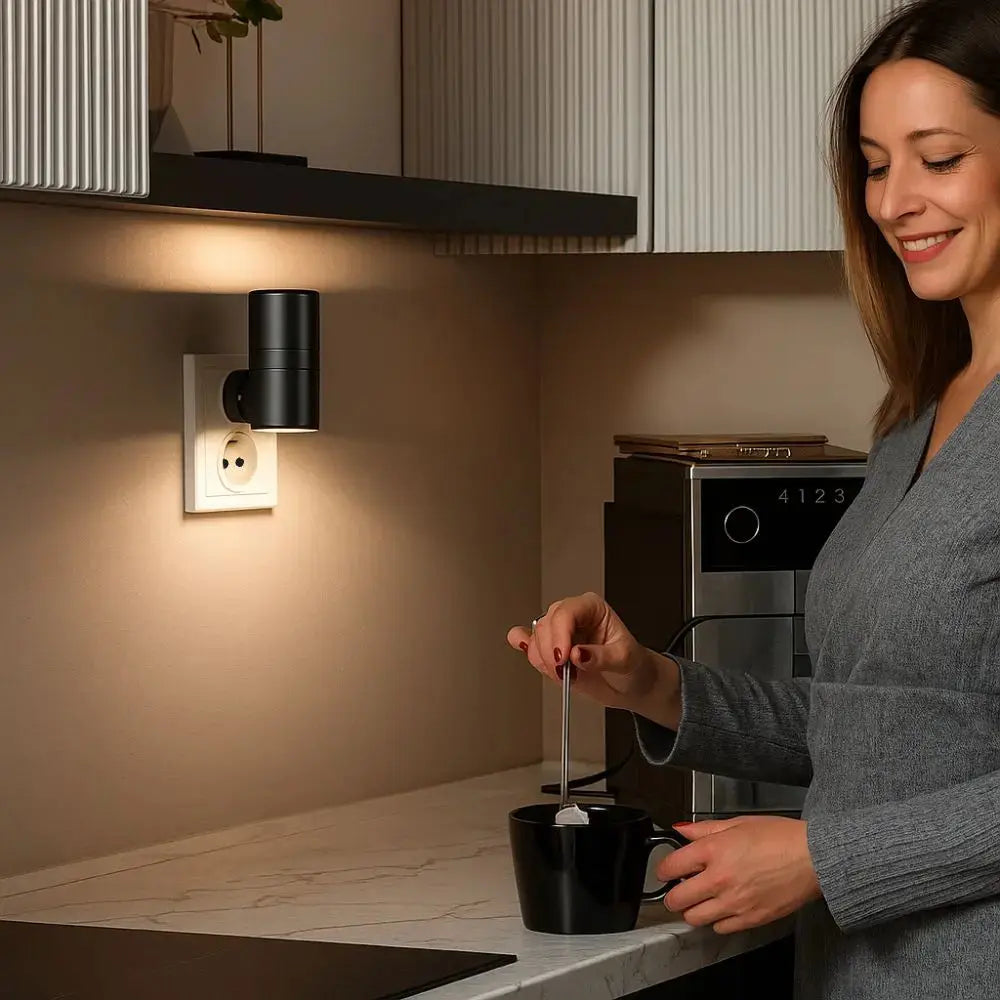 LED Socket Night Light with Twilight Sensor