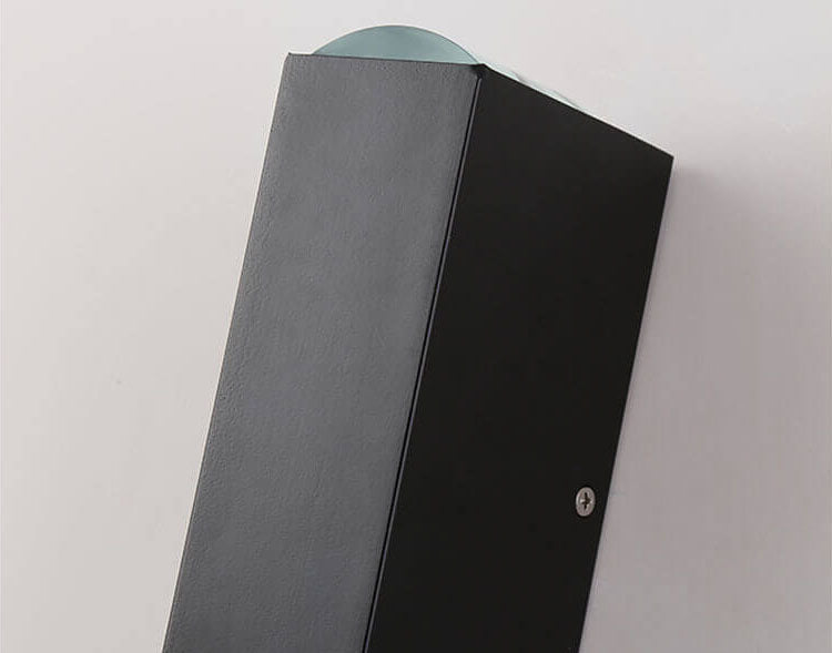 Modern LED Outdoor Wall Light - Weatherproof Aluminum