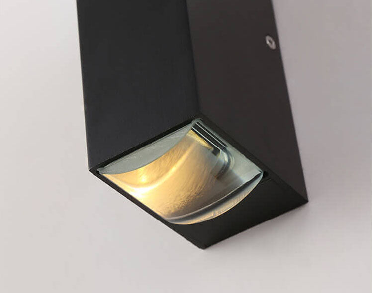 Modern LED Outdoor Wall Light - Weatherproof Aluminum
