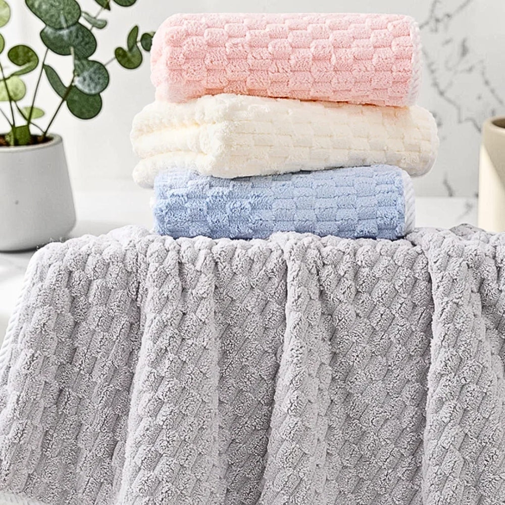 Soft Fleece Towel Set with Hanging Loop