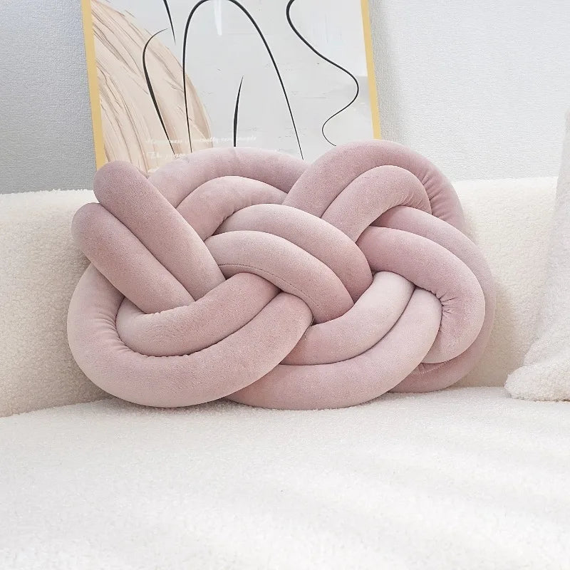 Knotted Velvet Throw Pillow – Modern Geometric Design