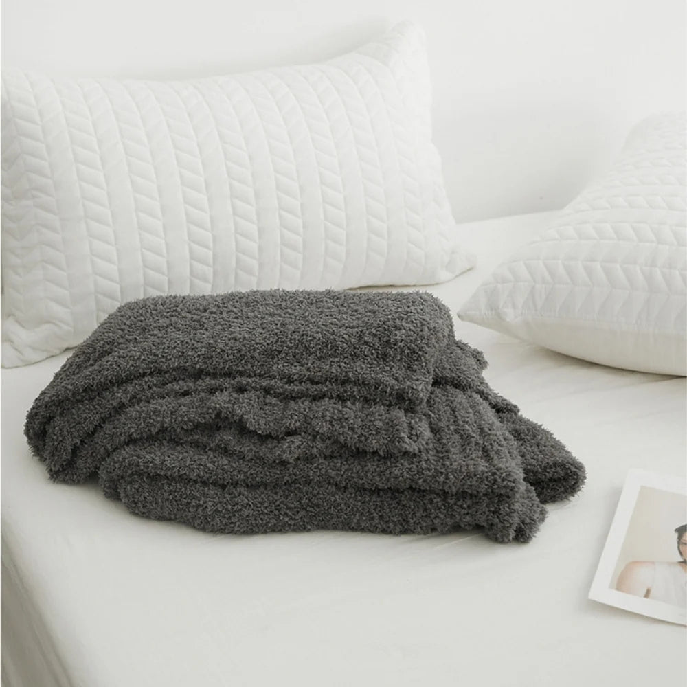 Minimalist Knit Throw Blanket - Ultra Soft Microfiber