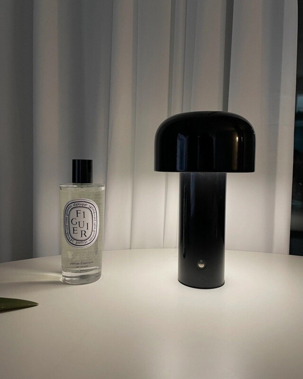Modern Mushroom Table Lamp with Bell-Shaped Shade
