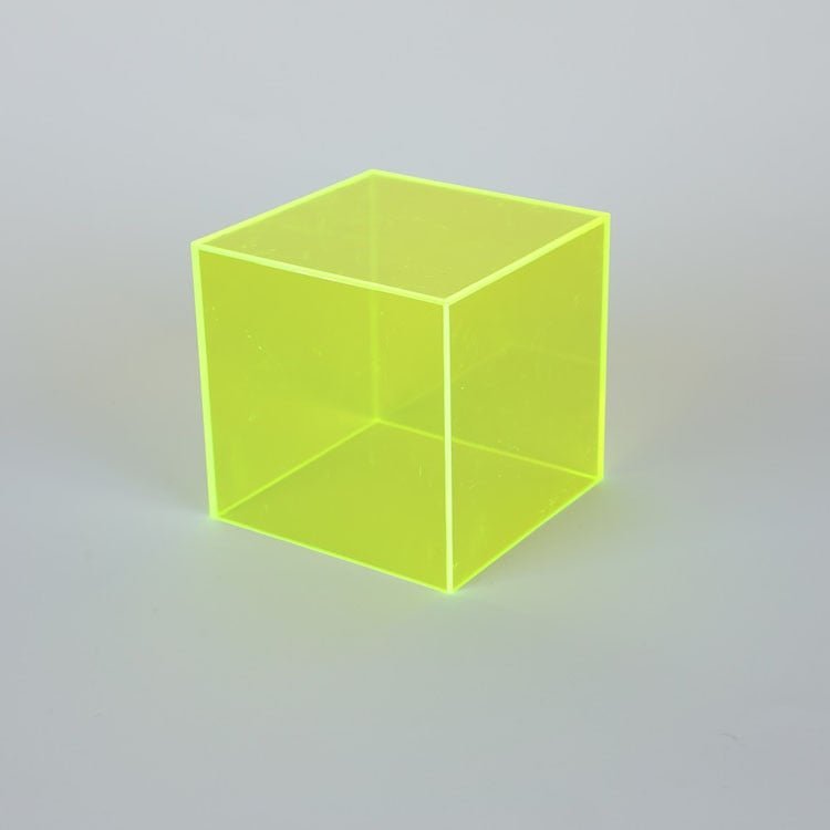 Acrylic Display Box with Transparent Design Pale yellow