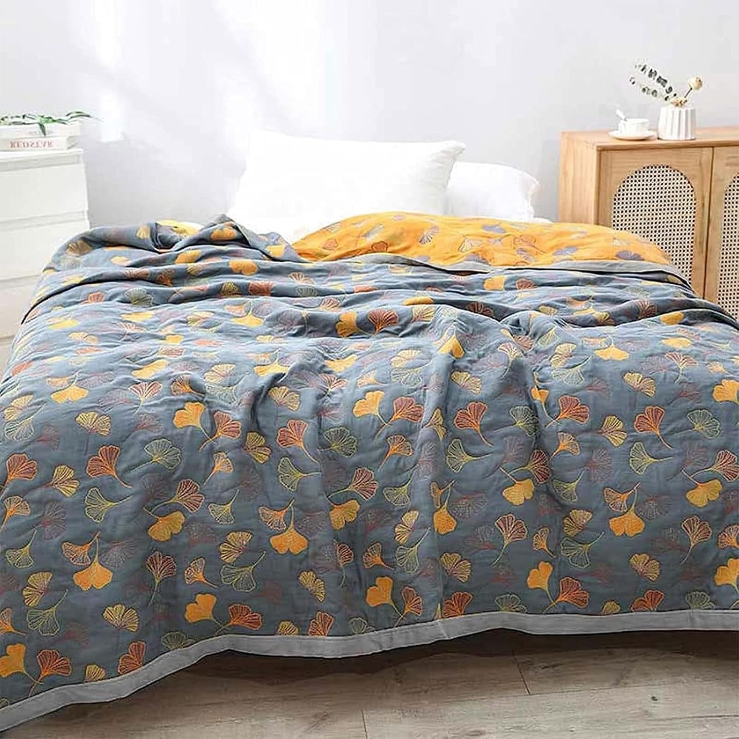 Ginkgo Leaf Reversible Quilt Blanket