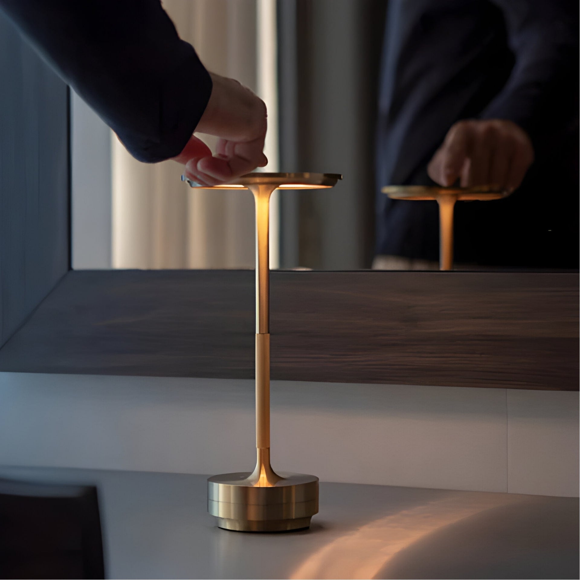 Wireless Touch Table Lamp with Rechargeable Battery
