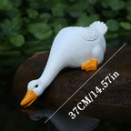 Farmhouse Style Duck Sculpture with Detailed Feathers E